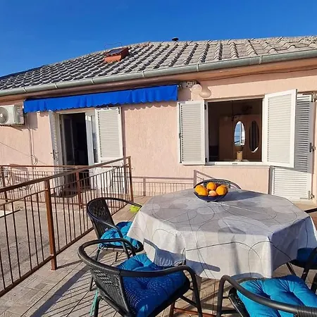 Durdica Apartment *